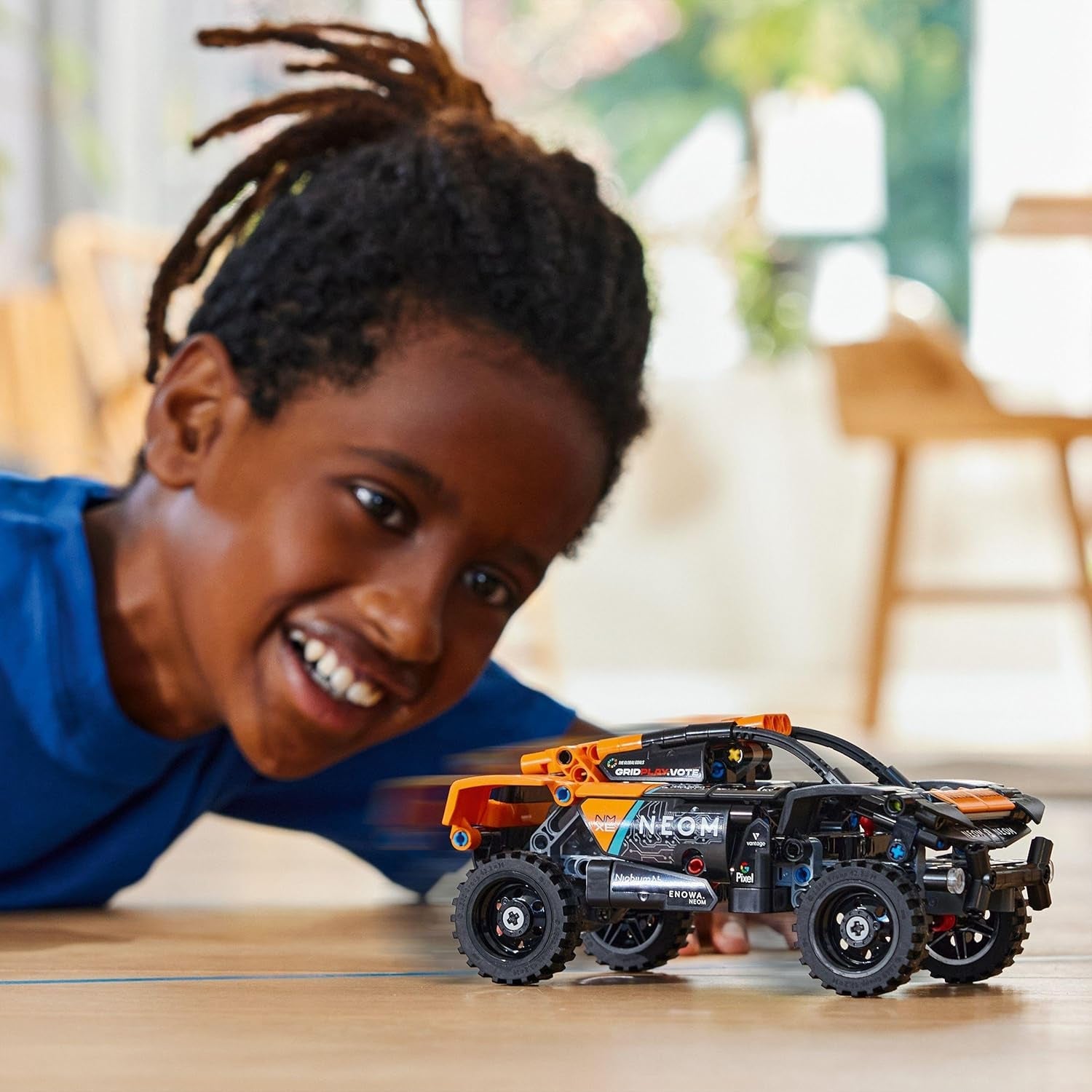 LEGO Technic NEOM Mclaren Extreme E versenyautó készlet, motoros játék gyerekeknek, megépíthető szélautó, technikai ajándék fiúknak és lányoknak 7 éves 42166 építőkészletek Besuche den LEGO-Store
