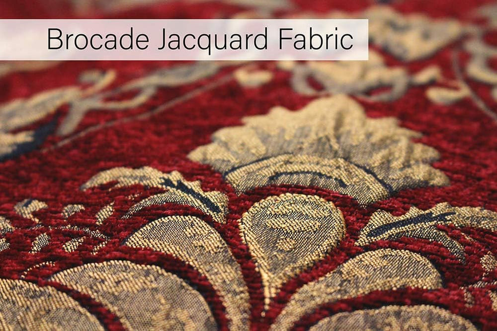 A Riva Home Shiraz Paoletti ágyakat és paplanokat dob