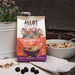 Allos Hof Granola bogyós gyümölcsökkel | Bio müzli | Müzli bogyókkal | Ropogós müzli | Gabonafélék reggelire | 6 db-os kiszerelés (6 x 300g), 1 db (6 db-os csomag)