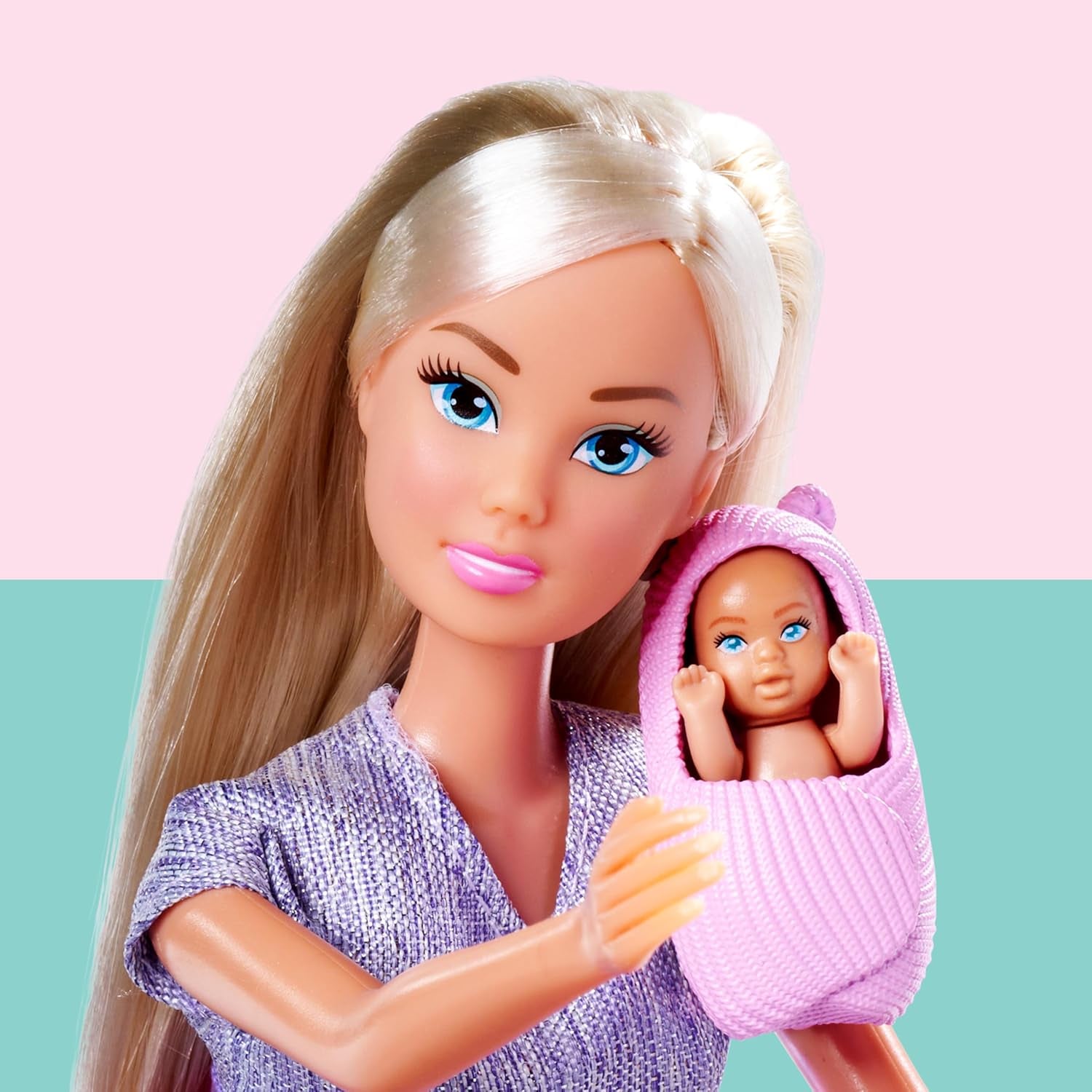 Simba Steffi Love Welcome Baby 29 cm – Steffi însărcinată cu copil, set de 12 accesorii pentru jocuri de rol, păpușă de modă cu păpușă bebeluș de 4 cm, jucărie pentru copii cu vârsta de 3 ani și peste