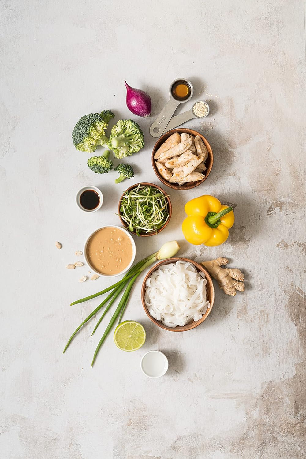 Shirataki tészta DIÉTAÉTEL Alacsony szénhidráttartalmú, alacsony kalóriatartalmú konjac tészta vegán étel, zsírmentes szójamentes, gluténmentes vízben oldódó diétás tészta alacsony kalóriatartalmú 200 gramm