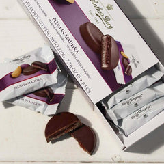 Szilva Madeirán – 220g – Marcipán különlegesség gyümölccsel és alkohollal – 8 db étcsokoládé érme szilva zselével és madeirai borral – Ajándékötlet