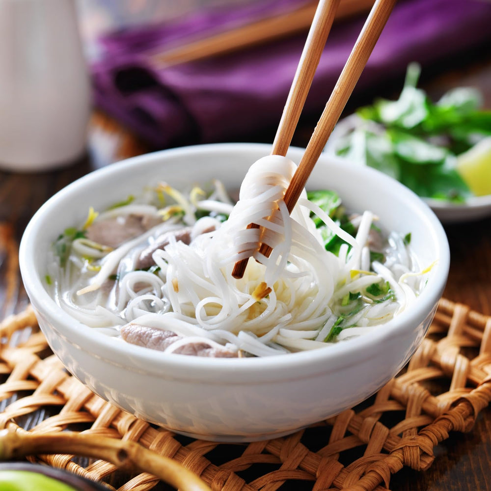 BIOASIA bio rizstészta, 100% bio rizslisztből készült ázsiai tészta, gluténmentes és vegán, 1 x 200 g