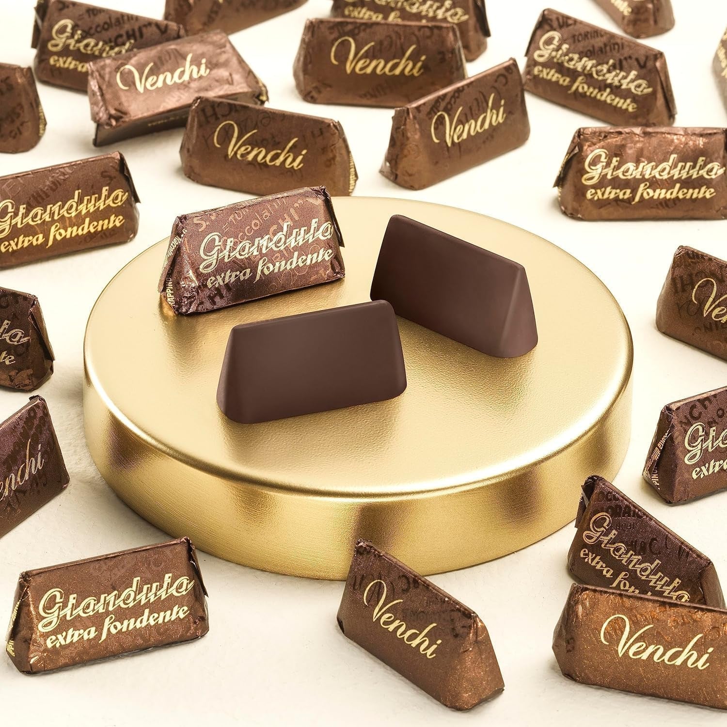 Étcsokoládé praliné, gluténmentes, Extra Venchi Gianduiotti ömlesztett kiszerelésben 1 kg Csokoládé cukorka Naty Shop