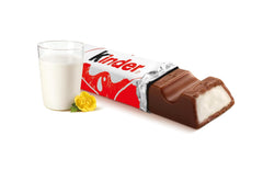 Kinder Chocolate – töltött tejcsokoládészeletek – 1 csomag 24 darab különálló szeletet (24 x 12,5 g) tartalmaz.