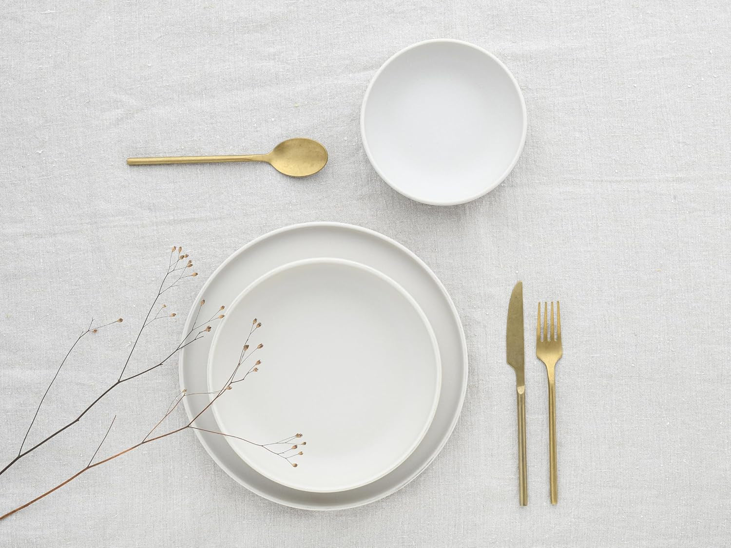 CreaTable, 33065, seria Uno alb-gălbui, set de veselă cu 12 piese, set de farfurii din gresie, potrivit pentru mașina de spălat vase și cuptorul cu microunde, fabricat în Portugalia