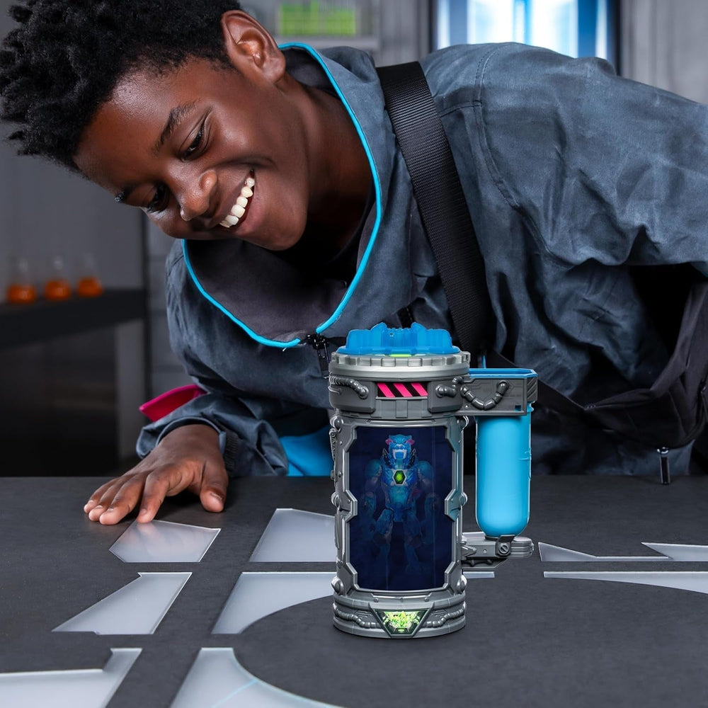 Költöztetők; Mozgassa a végső vadállatot. Tapasztald meg és alkosd meg a Stealth Panther akciófigurát a Mrbeasttől. 3 gyűjthető, ikonikus párduc, lopakodó párduc, fémpárduc akciófigurák Naty Shop