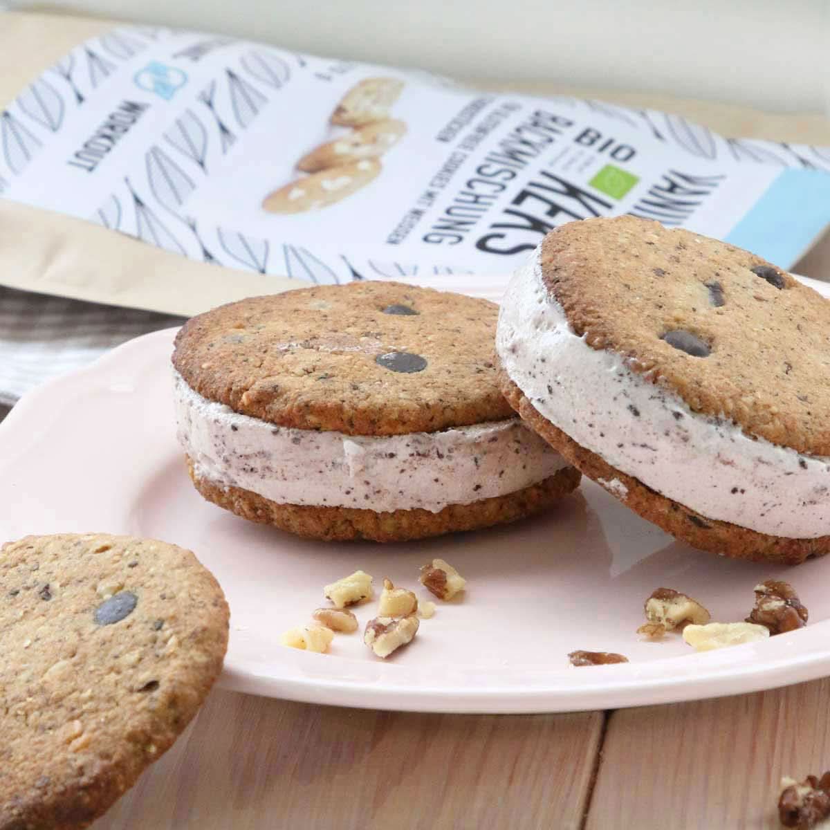 Vegán csokis kekszhez keverjük, hozzáadott cukor nélkül, mandulaliszttel Naty Shop Kitchen