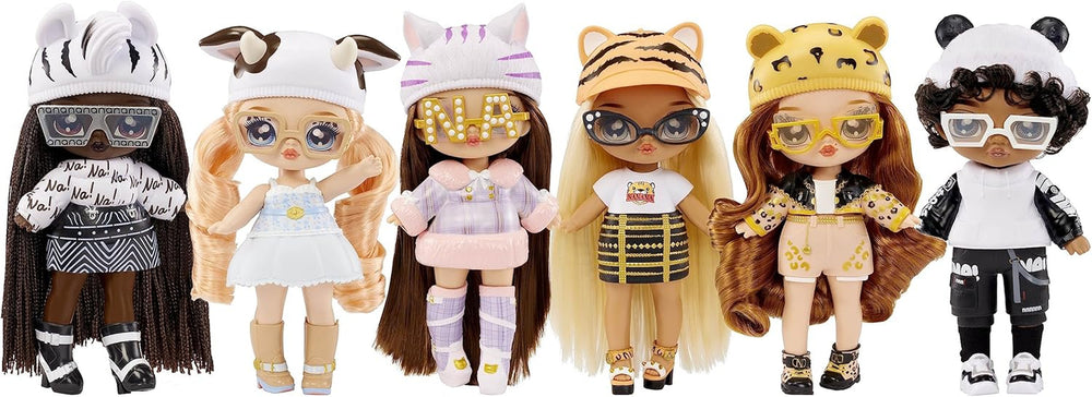 NA! NA! NA! Surprise Fuzzy Surprise Serie 1 - JENNEL Jaguar - 18 cm posierbare Modepuppe - Jaguar-inspiriert mit beflocktem Körper, Beanie, Brille, Outfit, und Schuhe - Spielzeug für Kinder ab 4+