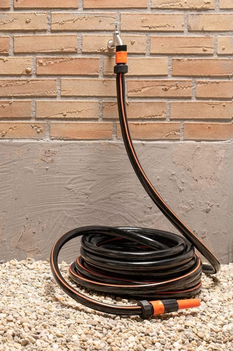 Furtun de grădină BLACK+DECKER 15 metri - Ø19MM - PVC durabil - Udarea grădinii, spălarea mașinii, umplerea piscinei - Compatibil cu orice robinet standard - Negru/Portocaliu