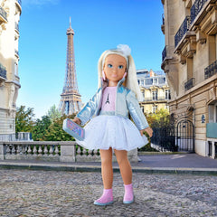 Corolle Girls Valentine Paris Fashion, Ankleidepuppe im Pariser Fashion Week Look und 4 Teile, Vanilleduft, 28cm, ab 4 év