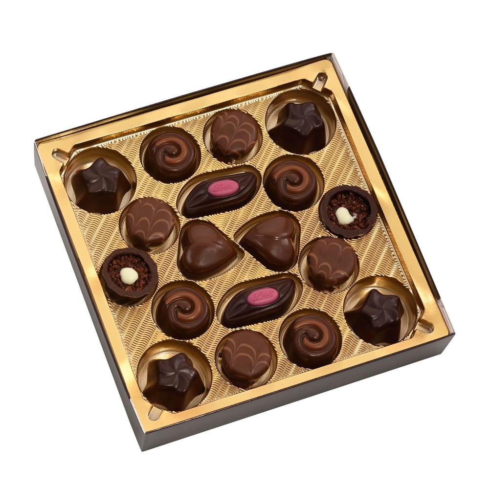 Lindt csokoládédoboz, egyenként 18 pralinéval, 6 választékban, 90 grammos Naty Shop csokoládé