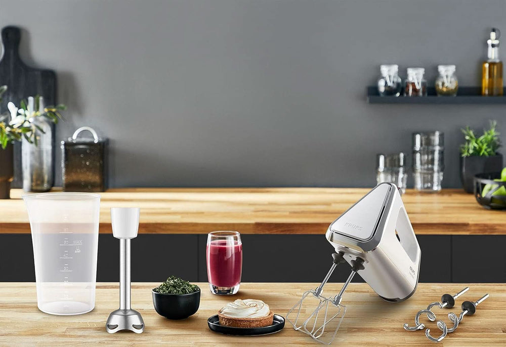 Krups GN9121 3 Mix 9000 Kézi mixer | 750 Watt | Geschwindigkeitsregler | Turbó üzemmód | Auswurffunktion | Ergonomikus markolat Beleértve Schneebesen, Knethaken, Pürierstab-Aufsatz, Messbecher | Weiß/Silber Naty Shop
