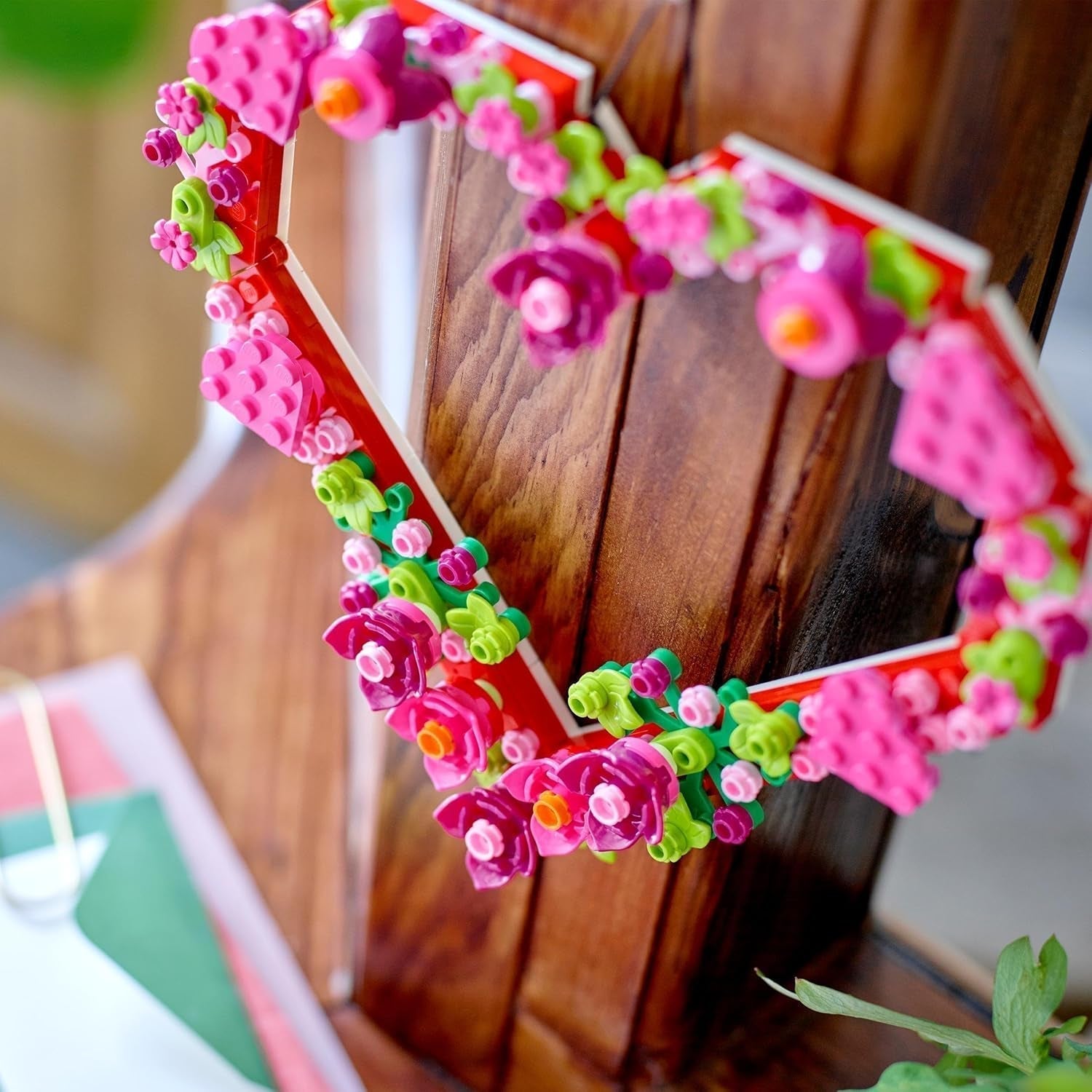 Set de decorațiuni cu inimă LEGO, jucărie de construit pentru copii, fete și băieți de la 9 ani, decorațiuni pentru camera copiilor sau accesorii de perete, idee de cadou pentru Ziua Îndrăgostiților, Ziua Mamei sau ziua de naștere 40638 Seturi de constructie Besuche den LEGO-Store