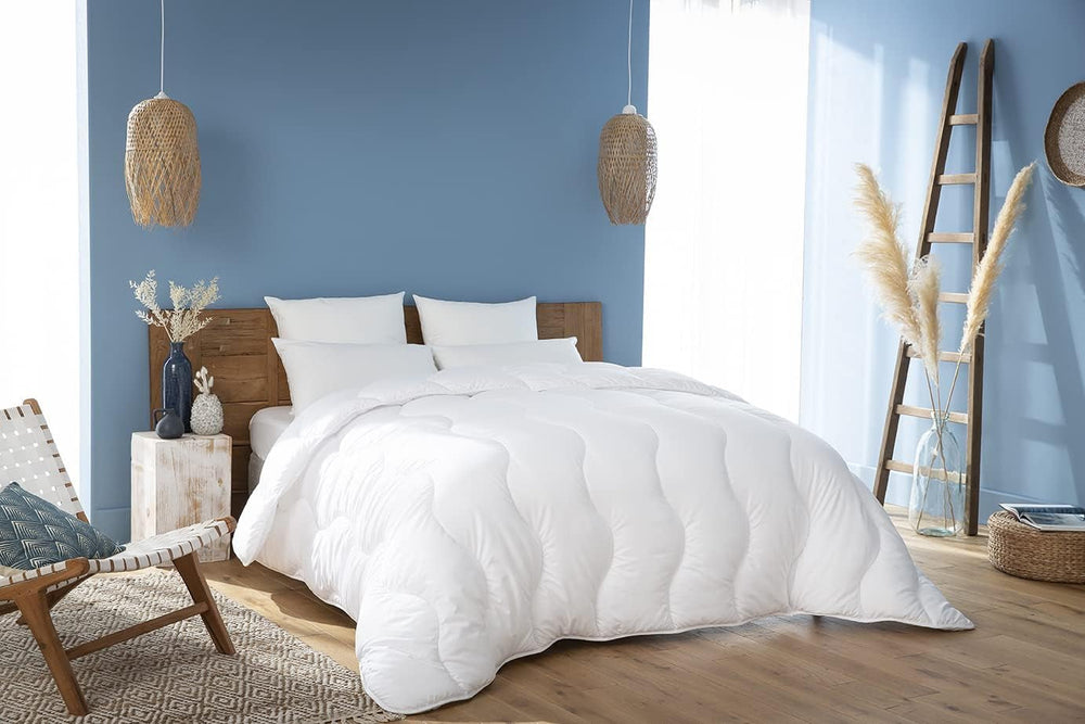 Abeil Couette Douceur Et Fraicheur Blanc Quilt Feran Ice puha és friss, fehér, 240 x 260 cm, poliészter, 240 x 260 Paplanok és paplanok Naty Shop