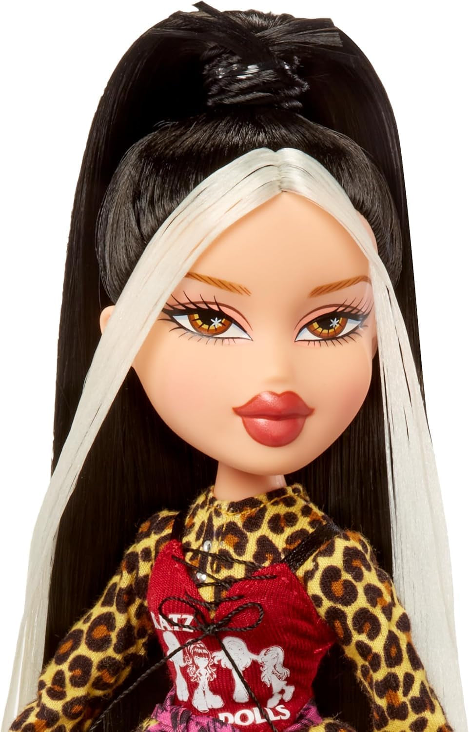 Bratz Stylin' Jade - Modepuppe mit T-Shirt um Gestalten für Dich, beleértve a kiegészítőket, Niedliches Spielzeug für Mädchen