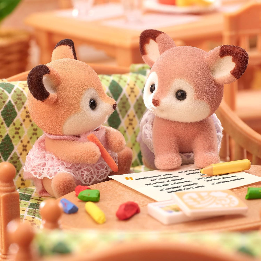 Sylvanian Families 5800 REH Zwillinge, Spielset mit Tierfigur, Tierfiguren Wald, Spielzeug für Kinder ab 3 Jahren