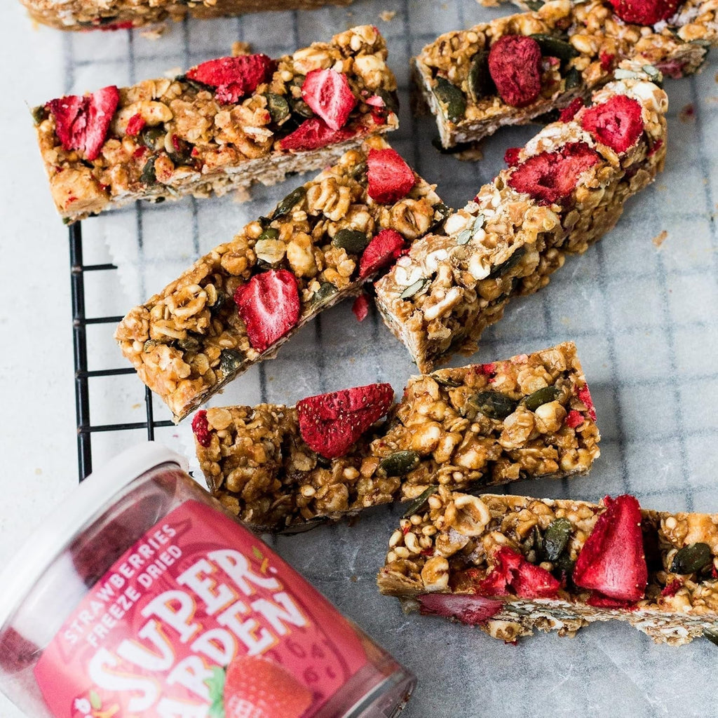 Căpșuni liofilizate Super Garden | Delicioase și 100% pure fructe liofilizate | Căpșuni uscate întregi pentru gustări sănătoase sau coacere | Căpșuni liofilizate 19g Produse deshidratate Naty Shop