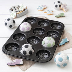 Zenker 12Er Muffinform – Muffinbackblech Für Muffins Und Cupcakes Aus Der Serie Soccer Baking – Hitzebeständiges 12Er Muffinblech Mit Antihaftbeschichtung, Schwarz Formák és tálcák sütéshez Naty Shop
