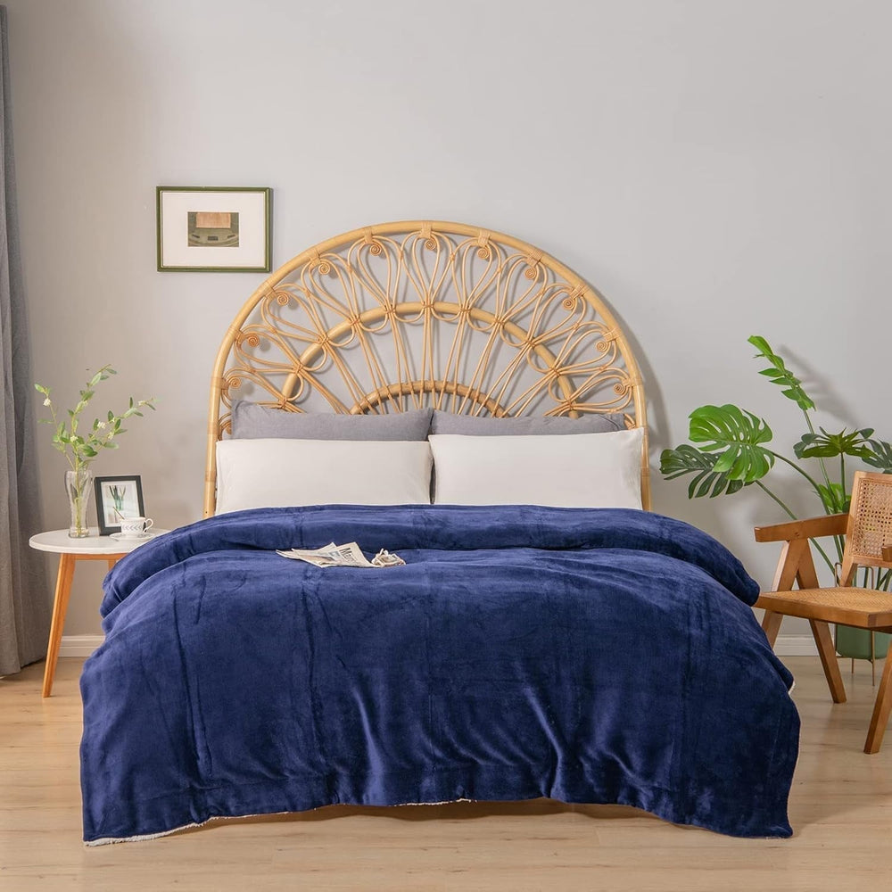 Kono Sherpa polár dísztakaró, 150 X 200 cm, Puha, Kényelmes, Bolyhos, Megfordítható, Mikroszálas, fix takarók ágyhoz, heverőhöz, heverőhöz (tengerkék, dupla/kétágyas) Ágyak és takarók Besuche den KONO-Store