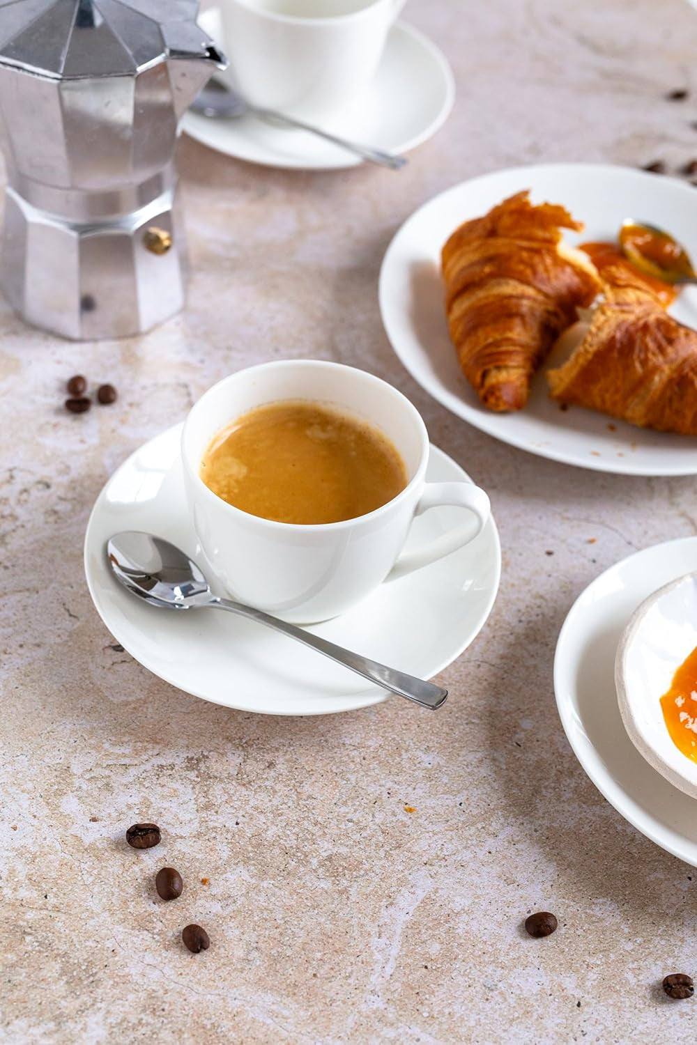 MÄSER 934105 Seria Belmira, serviciu clasic de cafea pentru 6 persoane, set de cafea cu 18 piese, atemporal, elegant, delicat, porțelan, alb