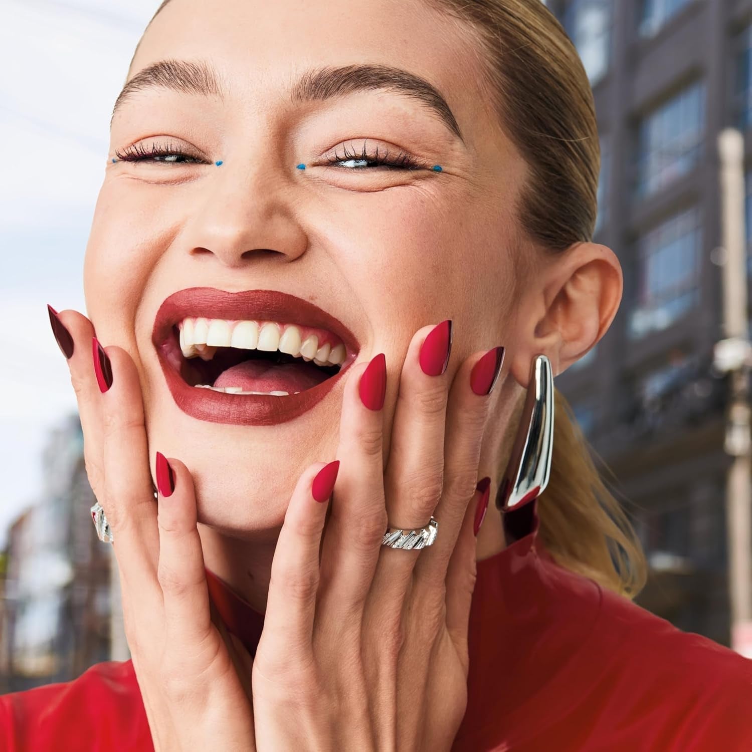 Oja Maybelline New York Super Stay Ink Bonder 959 Sea Glass – ojă de lungă durată pentru unghii puternice și culoare intensă, 12,3 ml