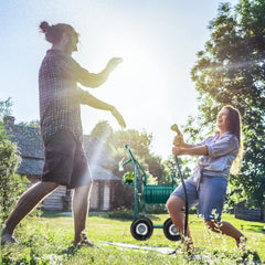 Cărucior furtun Relaxdays, până la 90 m, 4 anvelope pneumatice, cuplaj clic, rolă metalică pentru furtun, distribuitor furtun cu coș, verde