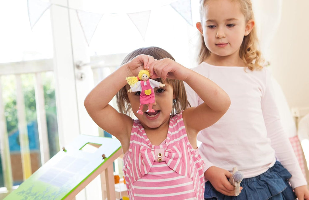 Hape Doll Family díjnyertes babacsaládi szett Egyedi fából készült babaház-kiegészítő Fantasztikus játék 6 babacsaládtag Naty Shop babák