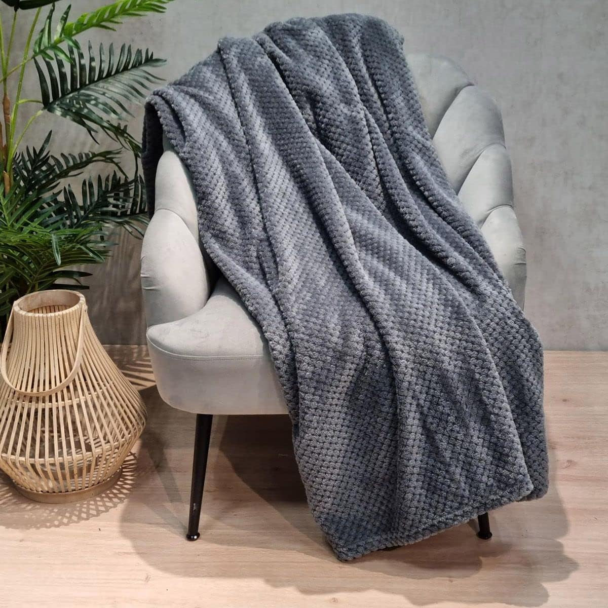 Cuvertură de pat HOMLA Noah 220 X 240 Cm - cuvertură de pat canapea aruncare confortabilă pătură cuvertură - pufos și moale - poliester gri Paturi si Cuverturi Besuche den HOMLA-Store
