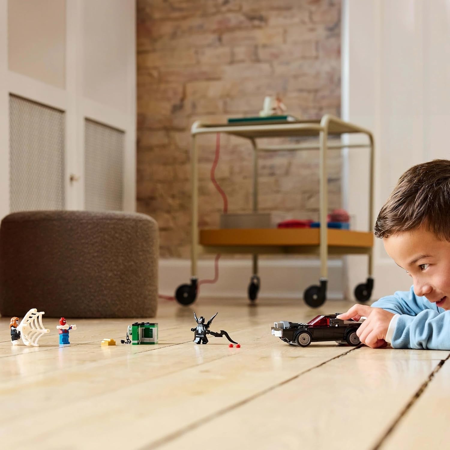 LEGO Marvel Spider-Man Mech Vs. Venom Muscle Car - Mașină de jucărie cu 3 minifigurine de supereroi - Model de mașină cu trăgători - Cadou pentru băieți și fete cu vârsta de 7+ 76309 Seturi de constructie Besuche den LEGO-Store