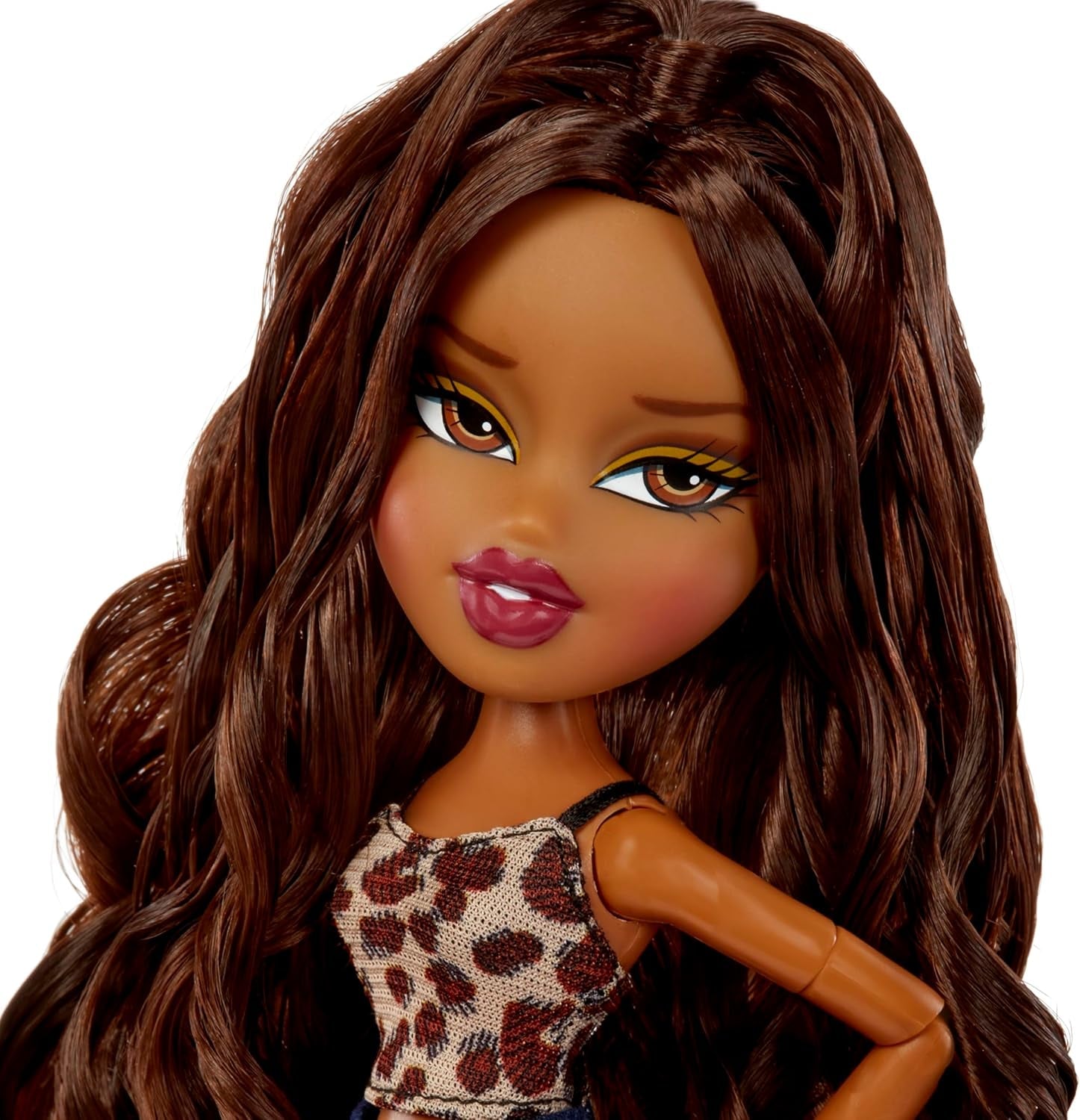 Bratz Goin' Out! Doll - Sasha - 1 Sammlerpuppe mit Accessoires, einem Outfit, einer Handtasche, einer Sonnenbrille und einer Bürste - Kinderspielzeug - ab 6 Jahren, Orange, Black
