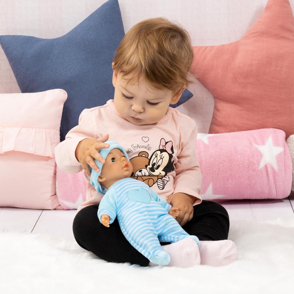 Bayer Design 92802AU Primul Meu Bebeluș 28cm, Păpușă Bebeluș, Păpușă cu Corp Moale și Ochi Dormitori, Foarte La îndemână, Ținută Drăguță, Albastră cu Inimă