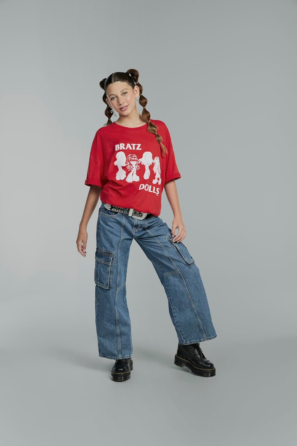 Bratz Stylin' Jade - Păpușă la modă cu tricou pentru a te stiliza, include accesorii, jucărie drăguță pentru fete