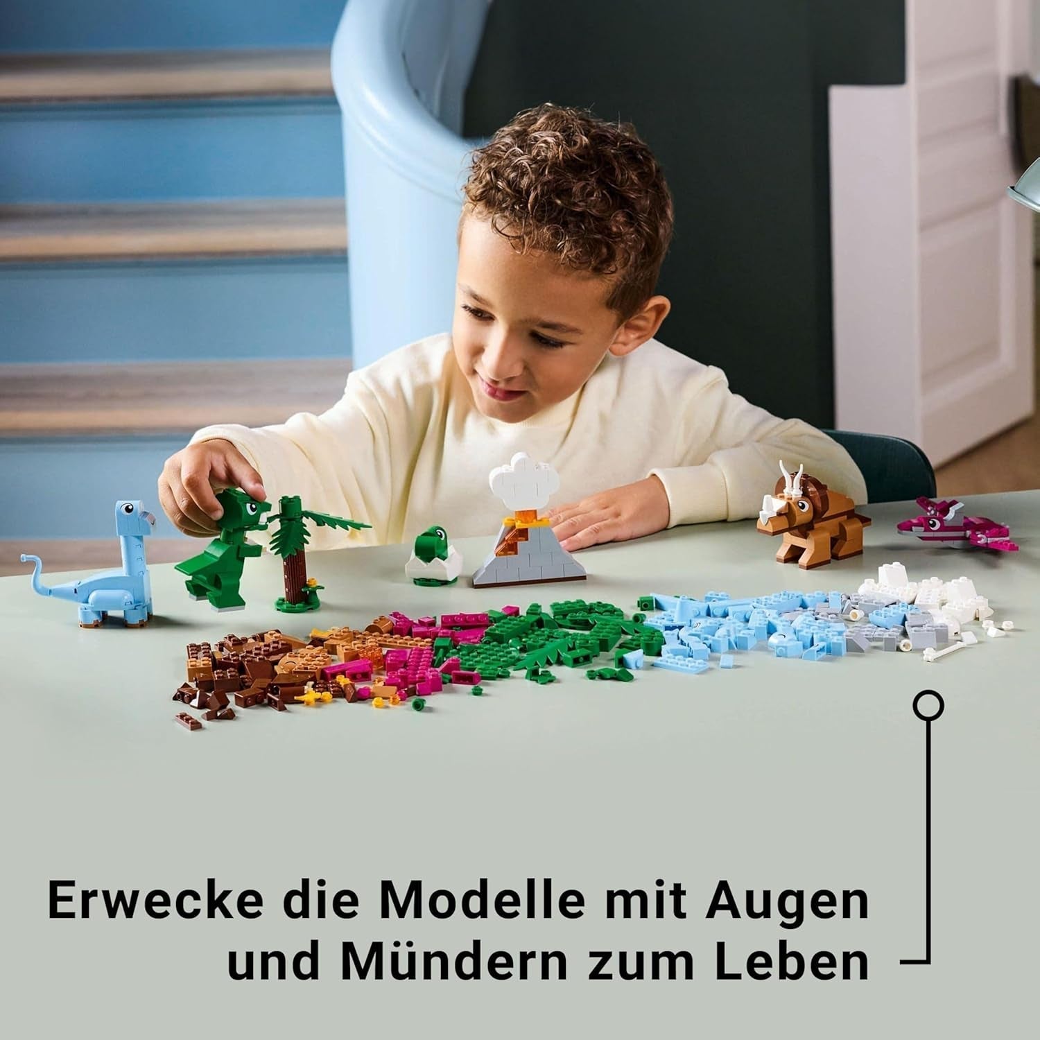 LEGO Classic kreatív dinoszauruszok építőkészlet állatmodellekkel és kockákból készült figurákkal, ötletes játékélmény, ajándék fiúknak és lányoknak 5 éves kortól, T.Rex és Triceratops 11041 építőkészletekkel Besuche den LEGO-Store