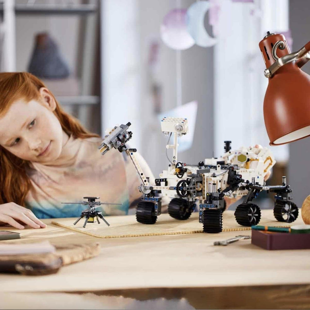 LEGO Space Toy Set 42158 Technic NASA Mars Rover Perserverance Ar App, Science építőjáték lányoknak és fiúknak 10+ építőkészletek Besuche den LEGO-Store