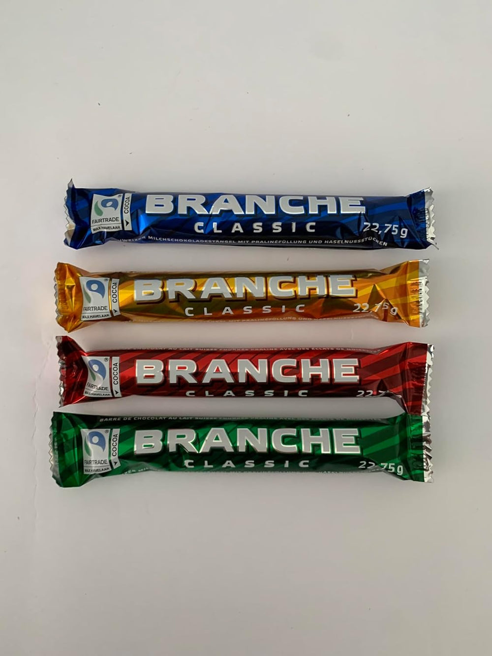 Branches Tejes csokoládé szeletek 50 csomag - Tejcsokoládé szeletek mogyorókrémes töltelékkel - Svájci csokoládé - ​​50 darabos, külön csomagolt szelet tömeges csomag (23 g mindegyik) / 1150 g