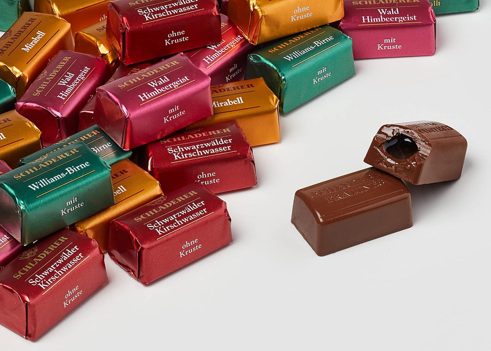 RCP Schladerer Praliné, finom választék, tej- és étcsokoládé, cukorhéjjal és anélkül, folyékony töltelék, alkoholt tartalmaz, remek ajándék, 255g