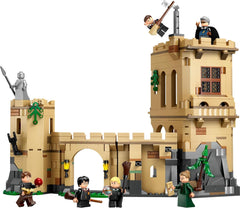 Roxfort kastély LEGO Harry Potter: Repülőleckék kalandjátékkészlet 6 gyűjthető minifigurával, beleértve Draco Malfoyt és McGalagony professzort, fiúknak és lányoknak való szerepjátékkészletet 9 éves 76447 építőkészlet Besuche den LEGO-Store