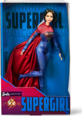 Barbie Supergirl Puppe, Sammlerpuppe aus dem Flash Movie Wearing Red and Blue Anzug mit Umhang, Puppenständer enthalten