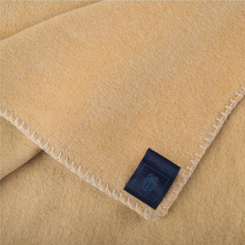Pătură Zoeppritz în culoarea: Bej, Fabricat din 65% Poliester, 35% Viscose, Dimensiune: 160X200 Cm, 103291-810-160X200, 810 Camel Paturi si Cuverturi 'zoeppritz since 1828'