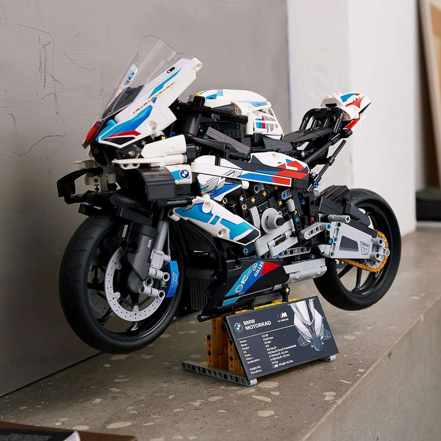 LEGO Technic BMW M 1000 RR motorkerékpár modell felnőtt modellkészlet készlet kézműves ajándék férfiaknak és nőknek otthoni vagy irodai dekorációhoz 42130 Építőkészletek Besuche den LEGO-Store