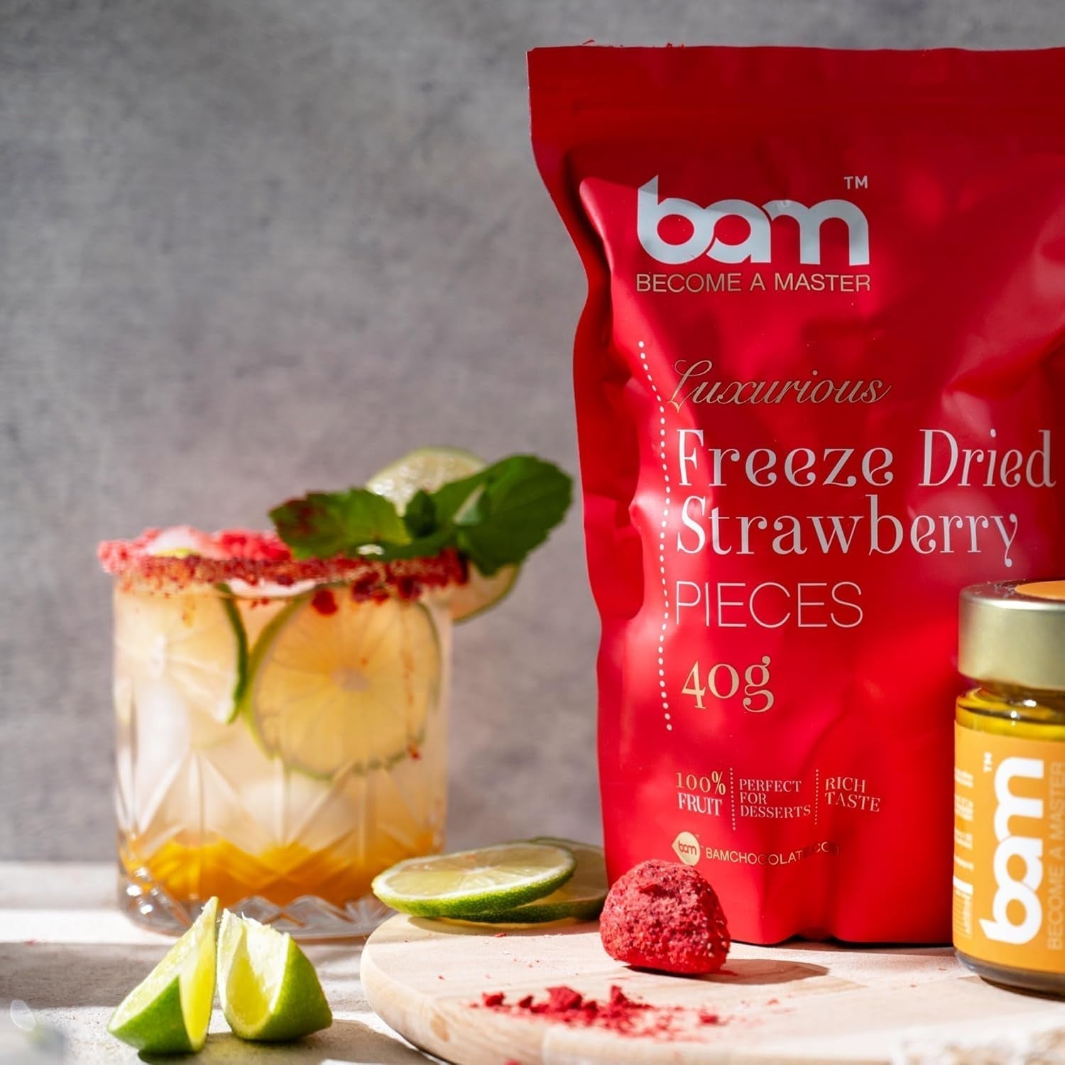 Fructe liofilizate BAM, 40 grame, fructe naturale, deserturi perfecte, aromă bogată (căpșuni) Produse deshidratate Naty Shop