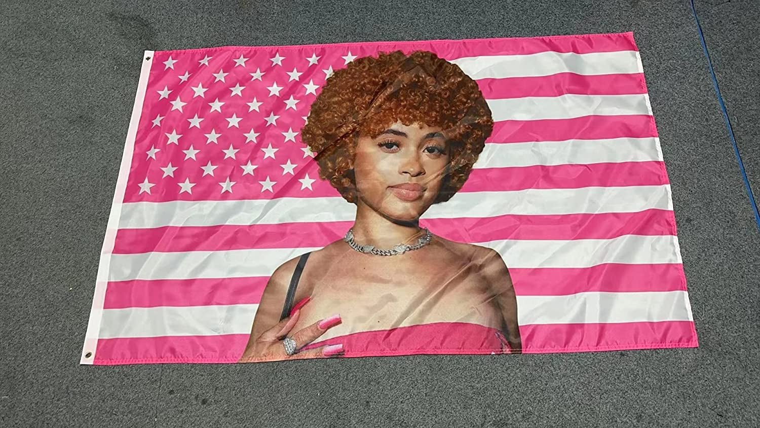 Tapiserie ice rapper spice flag interior exterior pink Casa - Accesorii si Decoratiuni Naty Shop